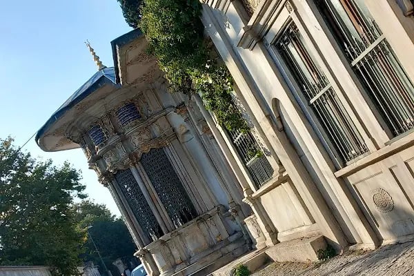 Adile Sultan Türbesi - Resim 19