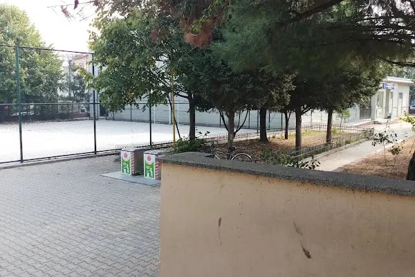 80. Yıl Cumhuriyet imamhatip Ortaokulu - Resim 8