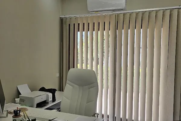Uzm. Dr. Sarenur Esener, Dermatoloji - Resim 3