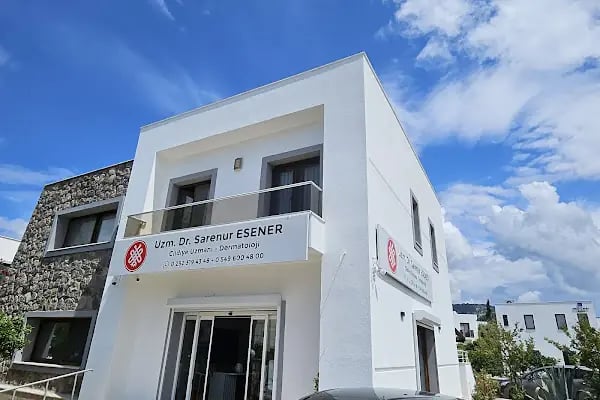 Uzm. Dr. Sarenur Esener, Dermatoloji - Resim 17