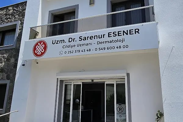 Uzm. Dr. Sarenur Esener, Dermatoloji - Resim 16