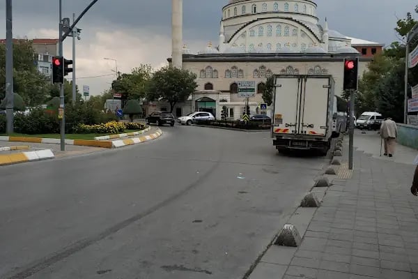 Hz.Ebubekir Camii - Resim 16