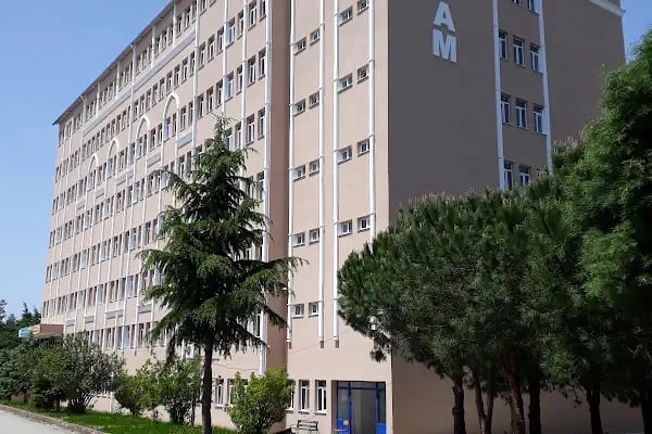 Külliyat Okulları 19 Mayıs Erkek Anadolu Lisesi - Resim 1