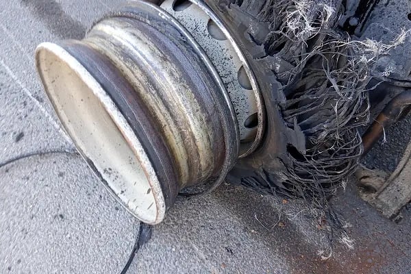 Gülel oto lastik yol yardım 7 24 - Resim 3