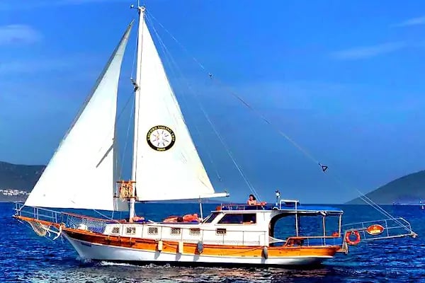 Easy Book Tours - Bodrum Tekne Turu - Bodrum Tekne Kiralama - Resim 4