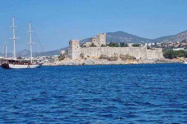 Easy Book Tours - Bodrum Tekne Turu - Bodrum Tekne Kiralama - Resim 9