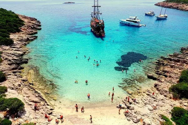 Easy Book Tours - Bodrum Tekne Turu - Bodrum Tekne Kiralama - Resim 14