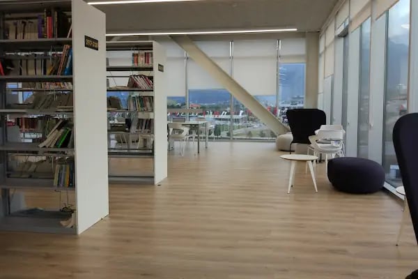 Merkezefendi Belediyesi Merkez Kütüphanesi - Resim 10