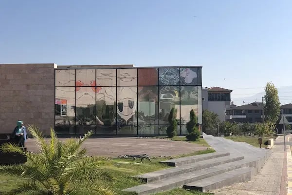 Merkezefendi Belediyesi Merkez Kütüphanesi - Resim 12