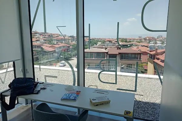 Merkezefendi Belediyesi Merkez Kütüphanesi - Resim 8