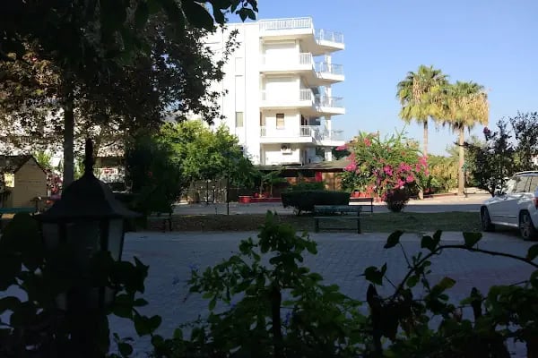 Kahve Bahçesi - Resim 6