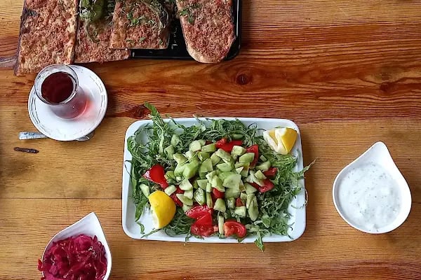 YENKAR Etli Ekmek Ve Kiremitte Köfte - Resim 12