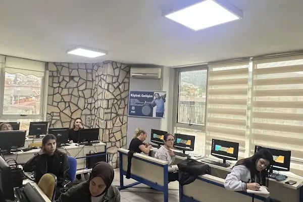 İmza Akademi Kariyer Okulları - Resim 6