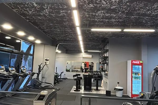 İRON GYM - Resim 1
