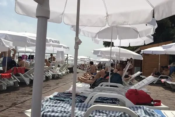 İBB Büyükada Halk Plajı - Resim 12