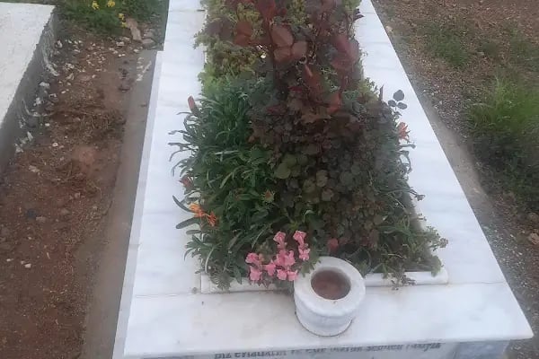 Menderes Görece PİRÇE Mezarlığı - Resim 8