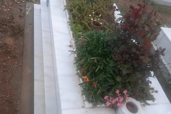 Menderes Görece PİRÇE Mezarlığı - Resim 3