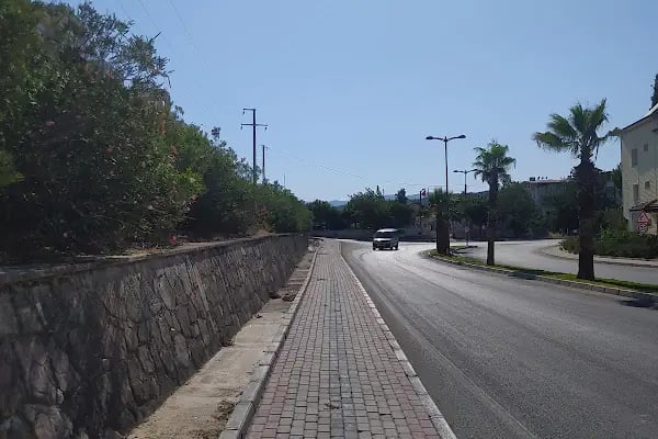 Menderes Görece PİRÇE Mezarlığı - Resim 5