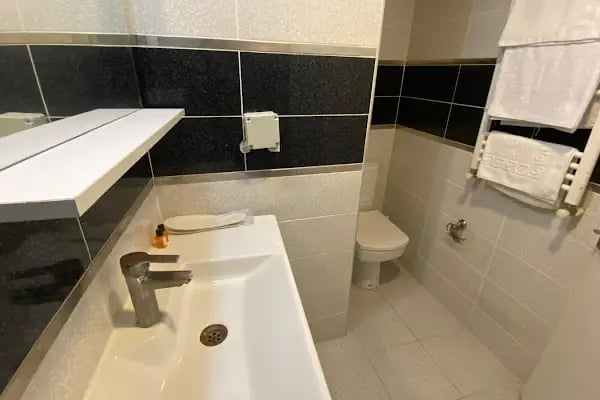 Hotel Inn City Alsancak - Resim 3