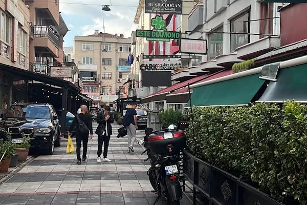 Sakarya Yüzme Havuzu Umut Hoca Yüzme Kursu - Resim 10