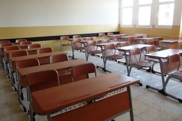 BERGAMA KIZ ANADOLU İMAM HATİP LİSESİ - Resim 3
