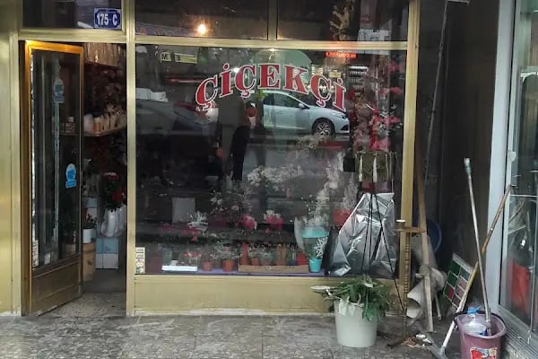 Uğur Çiçekcilik - Resim 2