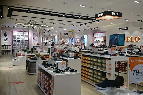 FLO Ümraniye Canpark AVM Mağazası - Resim 11