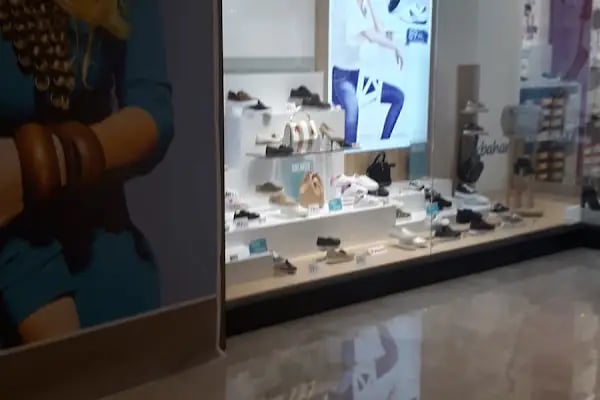 FLO Ümraniye Canpark AVM Mağazası - Resim 12