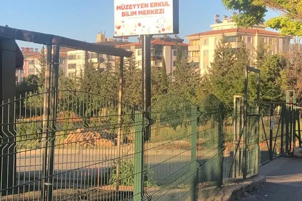 Müzeyyen Erkul Bilim Merkezi - Resim 20