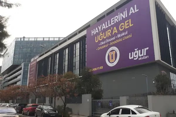 Uğur Okulları İzmir Bayraklı Kampüsü - Resim 18