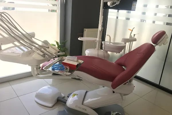 Eren Uslu Diş Kliniği - Resim 9