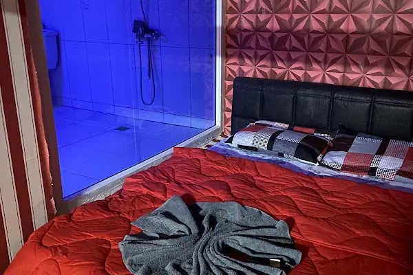 RED HOUSE SUİT - Resim 4