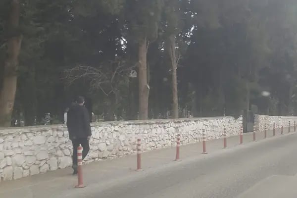Aliağa Asri Mezarlığı - Resim 11