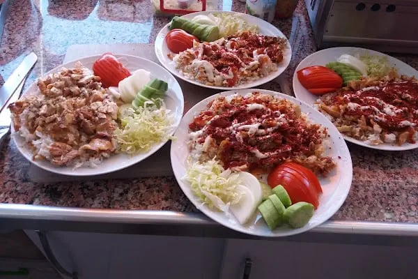 Finike Çınar restaurant - Resim 2