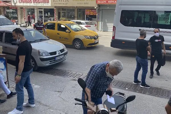 Türkiye İş Bankası Altındağ/İzmir Şubesi - Resim 4