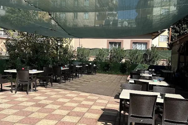 Saha Caffe &amp; Restaurant - Hookah - Resim 17