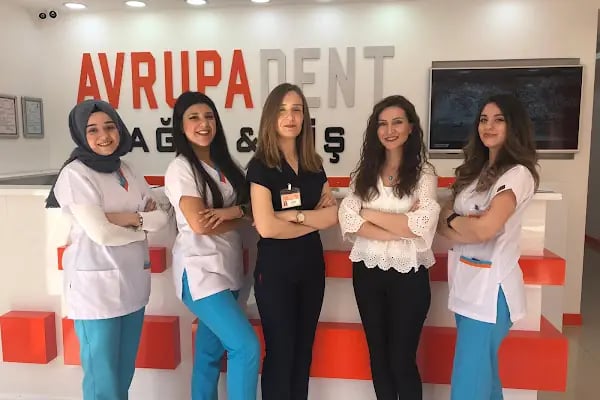 Özel Avrupadent Yeşilyurt Ağız ve Diş Sağlığı Polikliniği - Resim 2