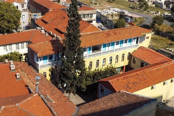 Tarihi Manisa Akhisar Oteli - Resim 1