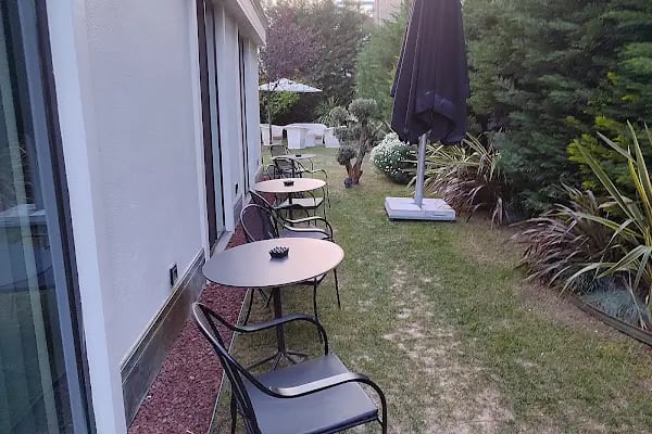 Be Side Hotel - Resim 14