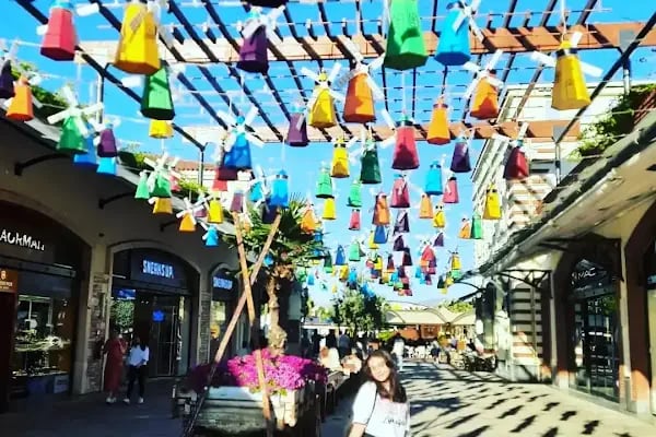 Bornova - Resim 17