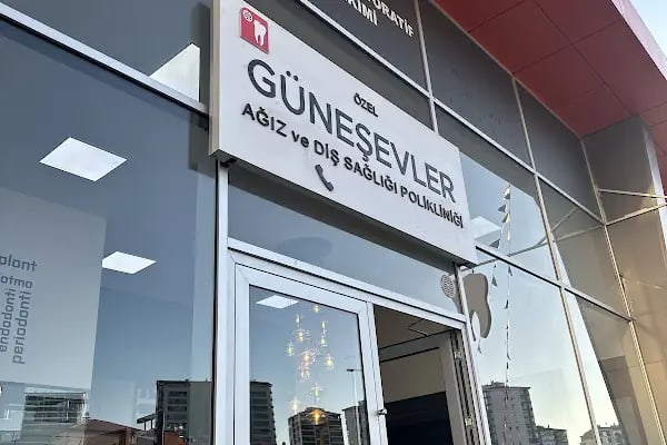 ÖZEL GÜNEŞEVLER AĞIZ VE DİŞ SAĞLIĞI POLKİNLİĞİ ANILALP AĞIZ VE DİŞ SAĞLIĞI - Resim 4