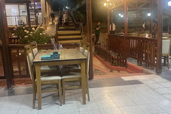 ShapeSphere Cafe &amp; Events - Resim 6
