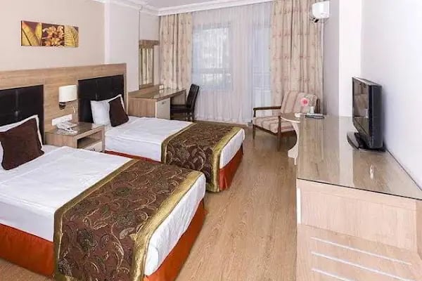 Suite Laguna Hotel - Resim 13