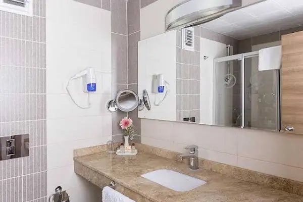 Suite Laguna Hotel - Resim 4