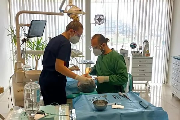 Yeşil Beyaz Ağız ve Diş Sağlığı Kliniği - Resim 6