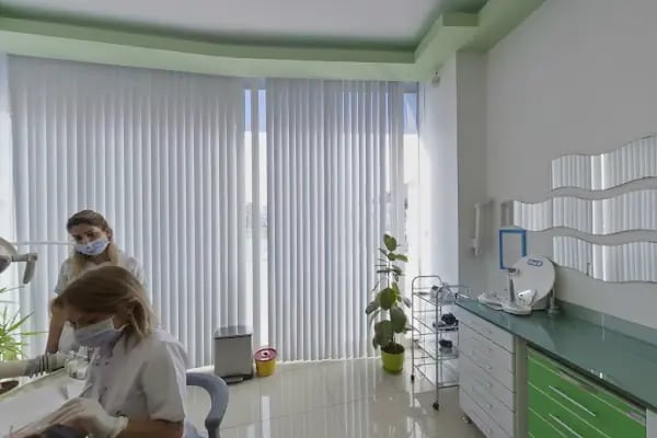 Yeşil Beyaz Ağız ve Diş Sağlığı Kliniği - Resim 11