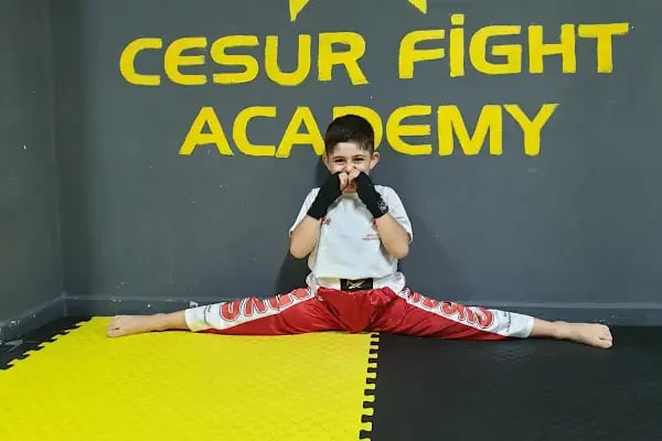 CESUR FIGHT ACADEMY - Resim 18