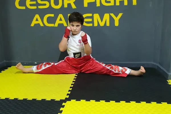 CESUR FIGHT ACADEMY - Resim 17