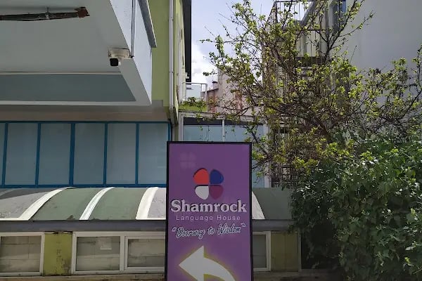 Shamrock Language House - Resim 3