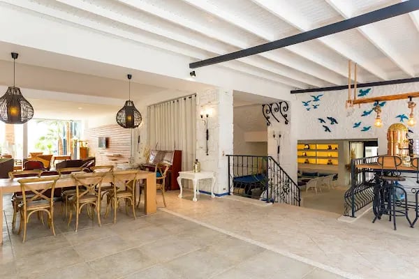Charm Beach Hotel - Resim 8